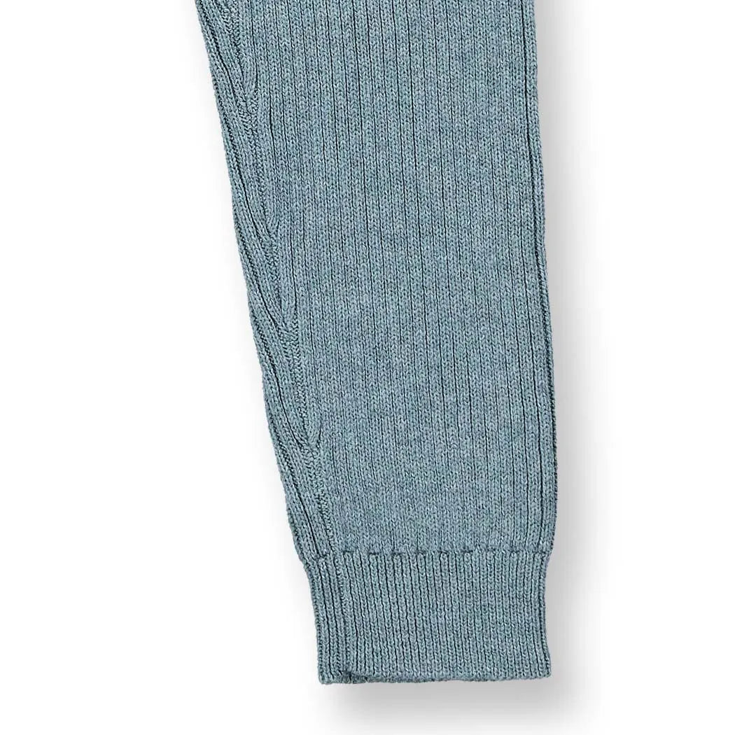 Baby Strickleggins in salbeigrün mélange, Modell YUMA