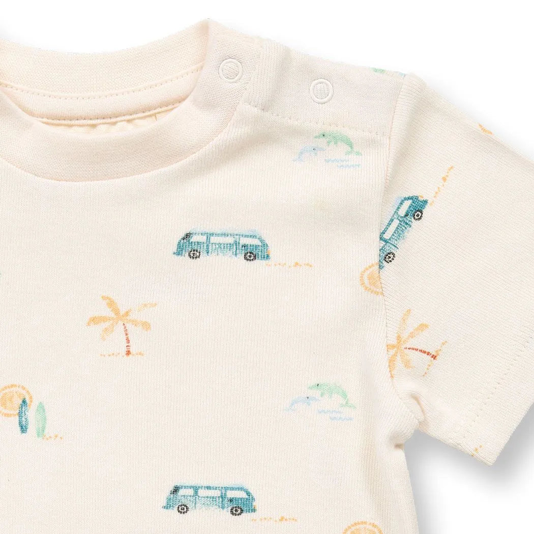 Baby Body weiß mit Retro-Bus-Druck, Modell VARIN