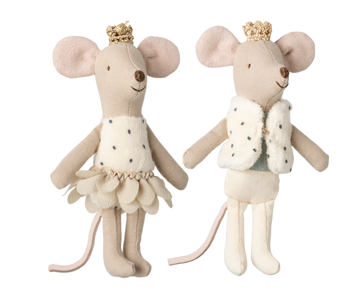 Königliche Zwillingsmäuse, Kleine Schwester und Bruder in Box - beige
