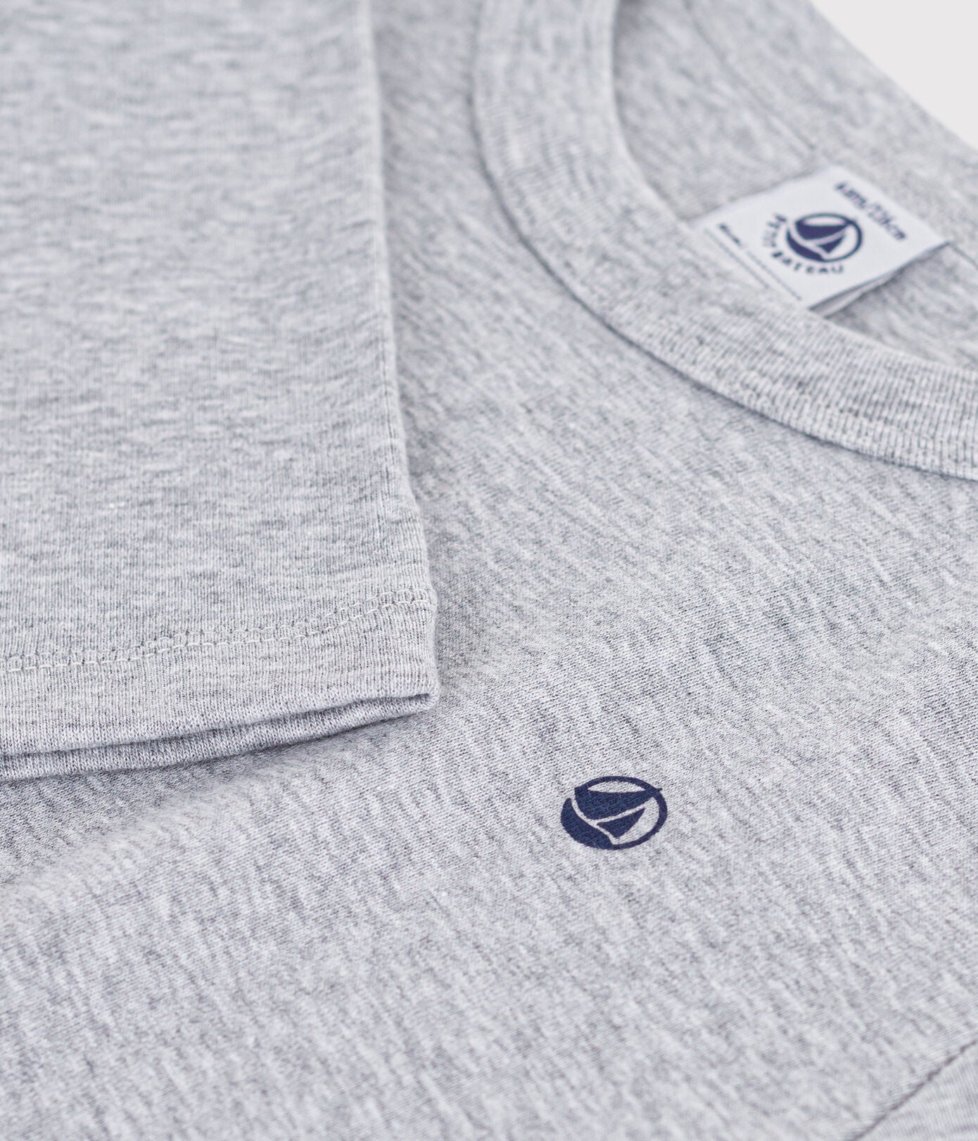 Langärmeliges Kinder-T-Shirt und Baumwolle