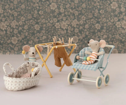 Kinderwagen, Babymäuse