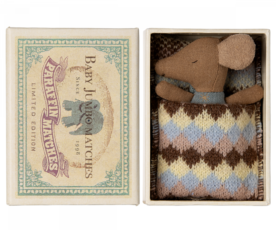 Sleepy wakey Baby Maus in Streichholzschachtel