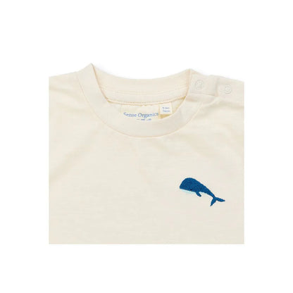 Baby T-Shirt mit Wal, Modell TAMO