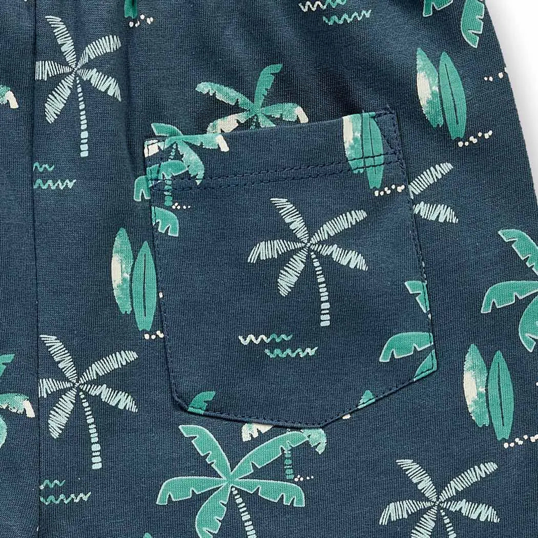 Kinder Shorts mit Palmen-Druck, Modell KHAN