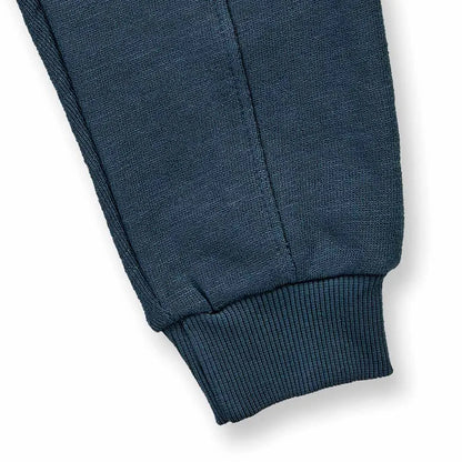 Baby Sweathose in dunklem Petrol, Modell HAUKE