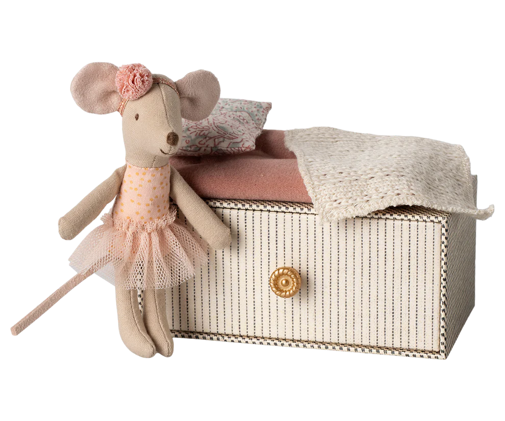 Tanzmaus mit Tagesbett, kleine Schwester