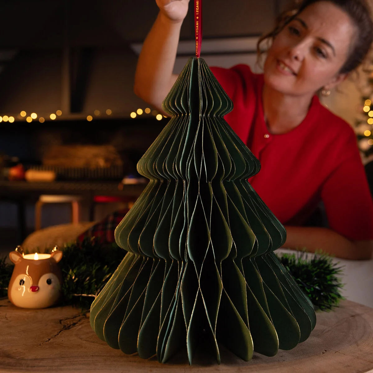Falt-Weihnachtsbaum aus Papier