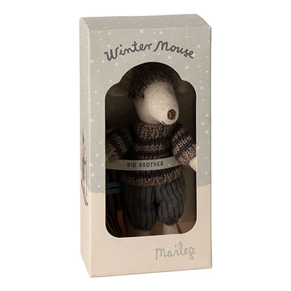 Wintermaus mit Skiset, Großer Bruder - Grau