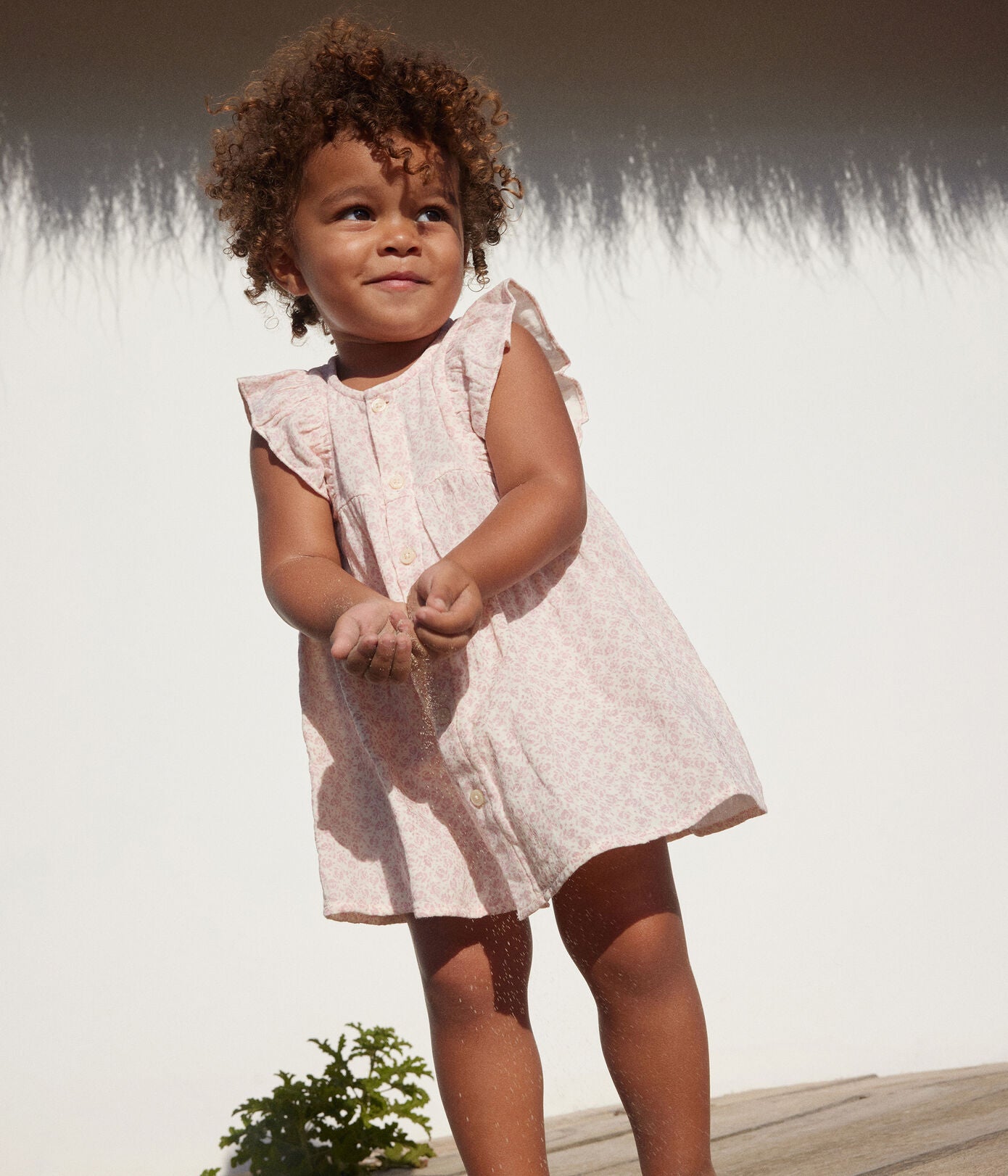 Kurzärmliges Babykleid mit Bloomers aus Musselin