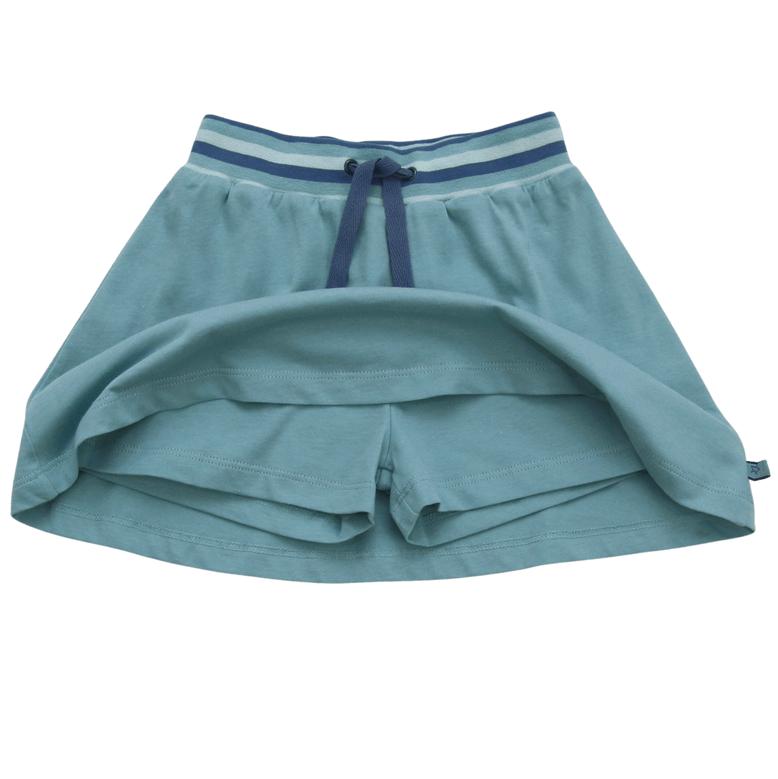 Rock mit Shorts