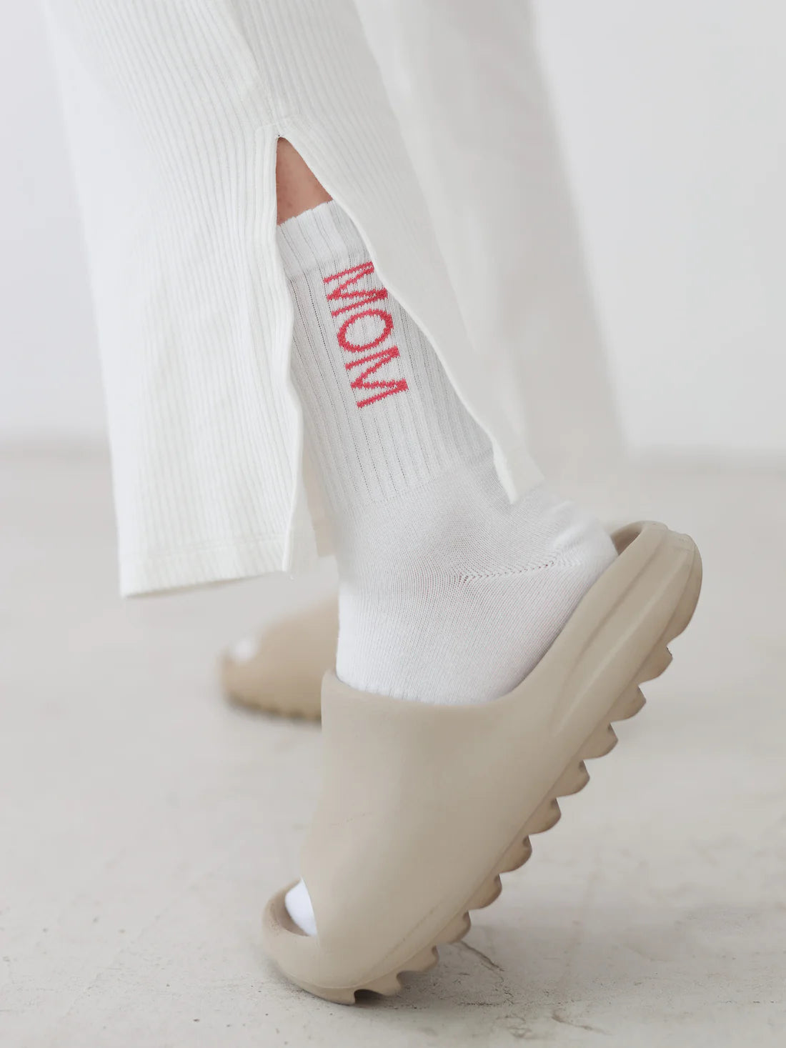 MOM - Socken weiss/pink