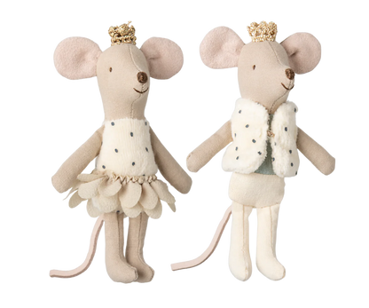 Königliche Zwillingsmäuse, Kleine Schwester und Bruder in Box - beige
