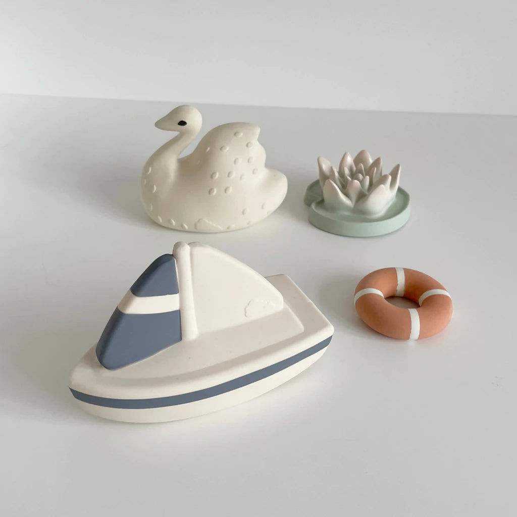 Badespielzeug - Segelboot